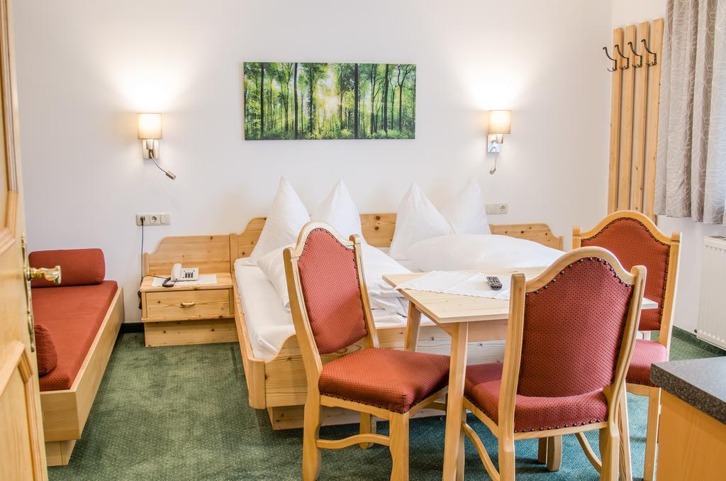 Pension Edelweiss Sankt Johann im Pongau Εξωτερικό φωτογραφία